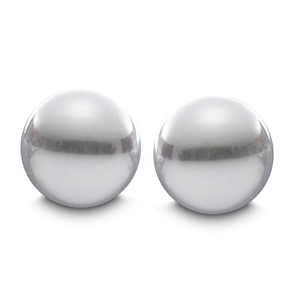 White Shell Pearl Stud Earrings